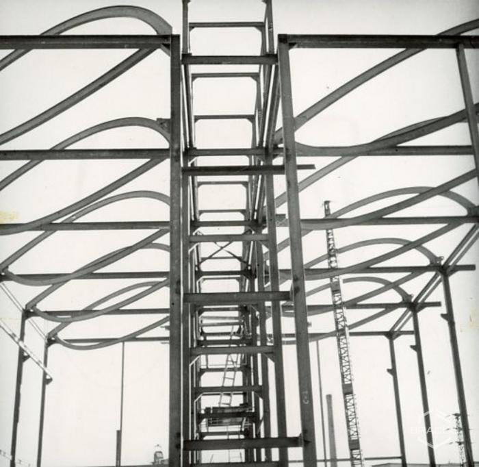 Costruzione edificio B4, struttura portante in acciaio, 1958-1959