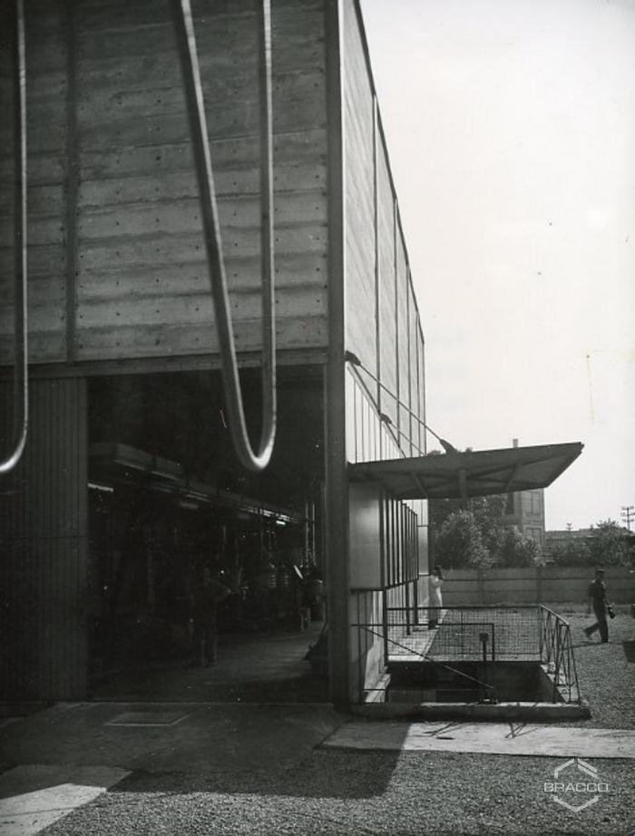 Edificio B4, produzione sintetici, anni '60
