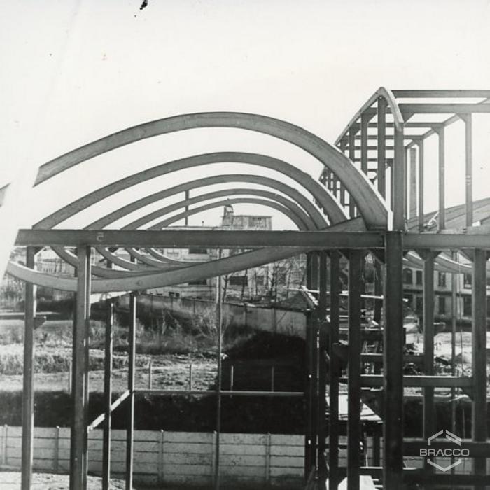 Costruzione edificio B4, struttura portante in acciaio, 1958-1959
