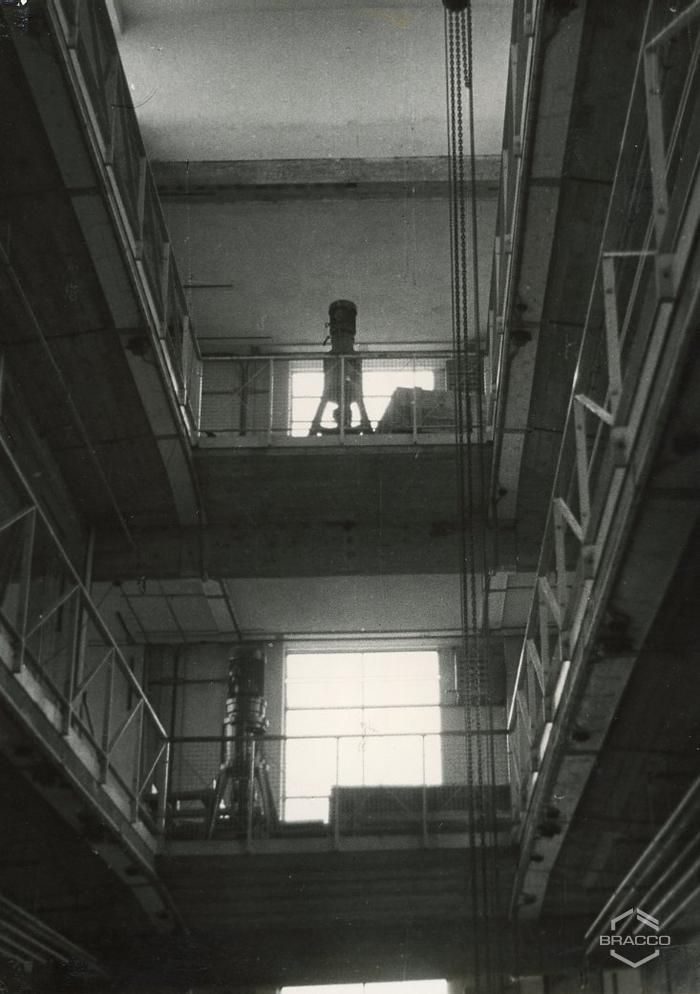 Edificio B6, produzione sintetici, anni '50