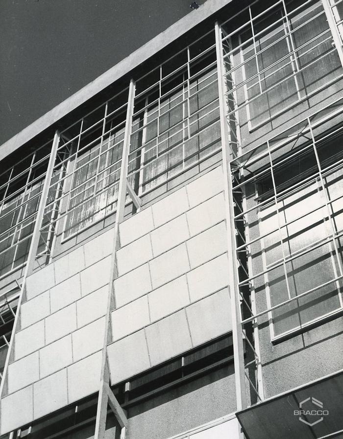 Edificio B6, produzione sintetici, anni '50