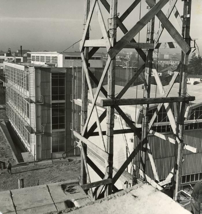 Magazzini sintetici e prodotti chimico-farmaceutici, anni '50
