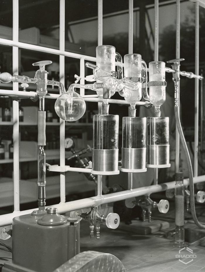 Attrezzature e macchinari dei laboratori di ricerca, anni '60