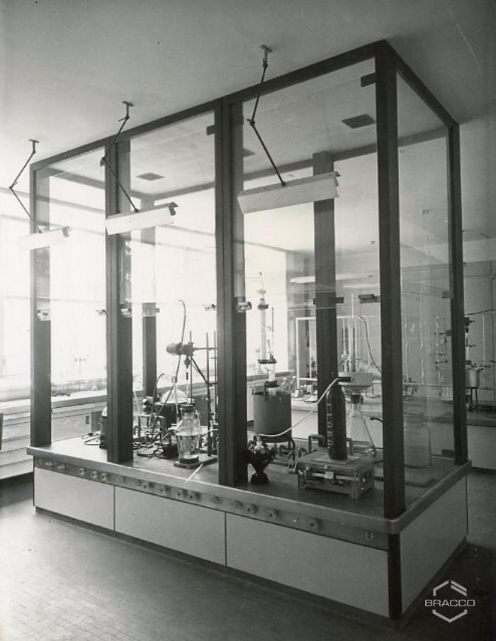 Laboratorio chimico-organico II, anni '60