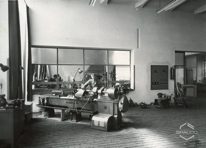 Officina meccanica, anni '60