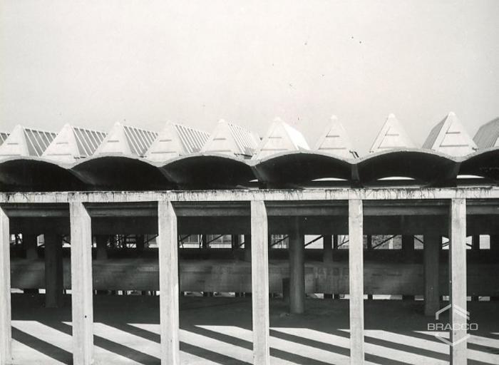 Lavori di costruzione dell'edificio B16, produzione specialità medicinali, anni '60