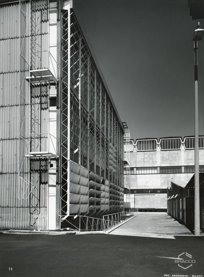 Edificio B6, produzione sintetici, inizio anni '60