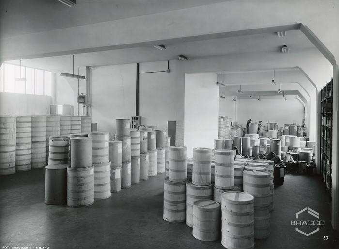 Magazzino liquidi, inizio anni '60