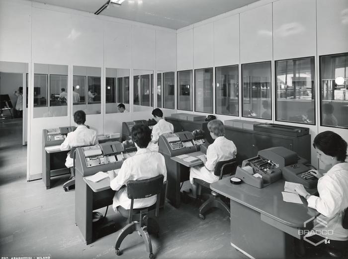 Ufficio contabilità, inizio anni '60