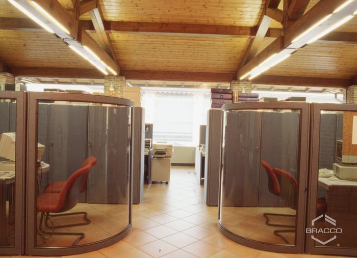 Cascina Gambero, edificio 1, stabilimento Bracco di Lambrate, anni '90