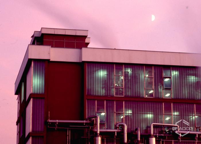 Edificio B5, produzione dei mezzi di contrasto Bracco, anni '90