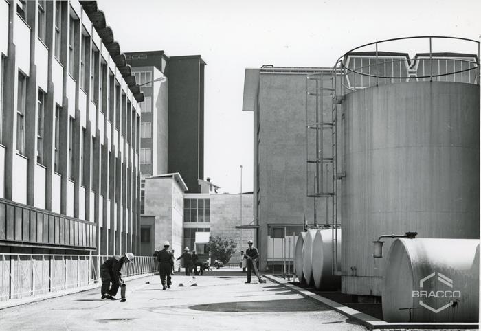 Esercitazione con manichetta antincendio, 1966
