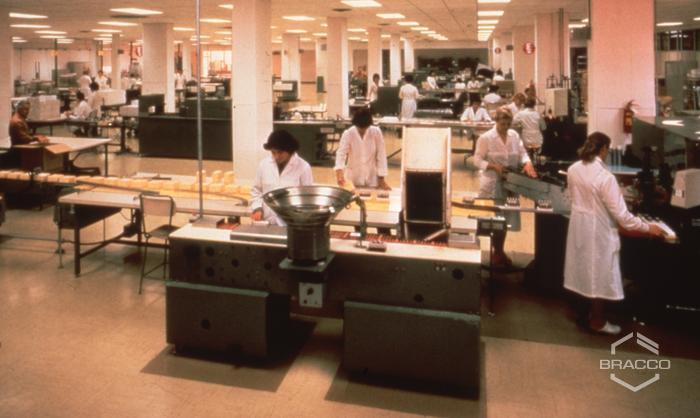 Laboratorio di confezionamento della Diana de Silva cosmétiques, anni '90