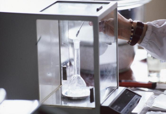 Laboratorio di ricerca chimica biologica della Diana de Silva cosmétiques, anni '90