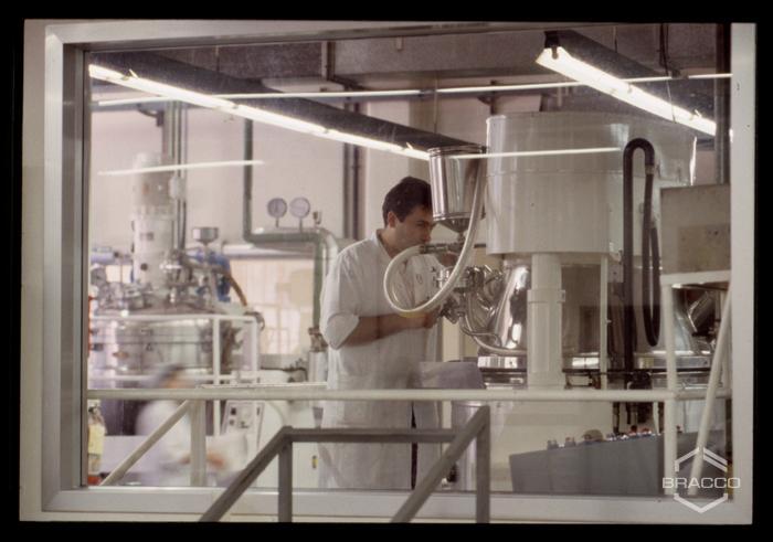 Diana de Silva cosmétiques, reparto produzione rossetti, anni '90