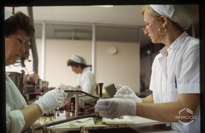 Diana de Silva cosmétiques, reparto produzione rossetti, anni '90
