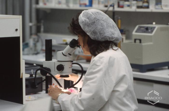 Sintetica SA di Mendrisio, laboratorio, anni '90