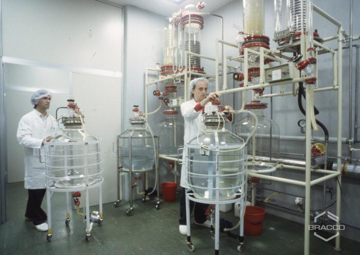 Sintetica SA di Mendrisio, reparto di preparazione delle acque, anni '90