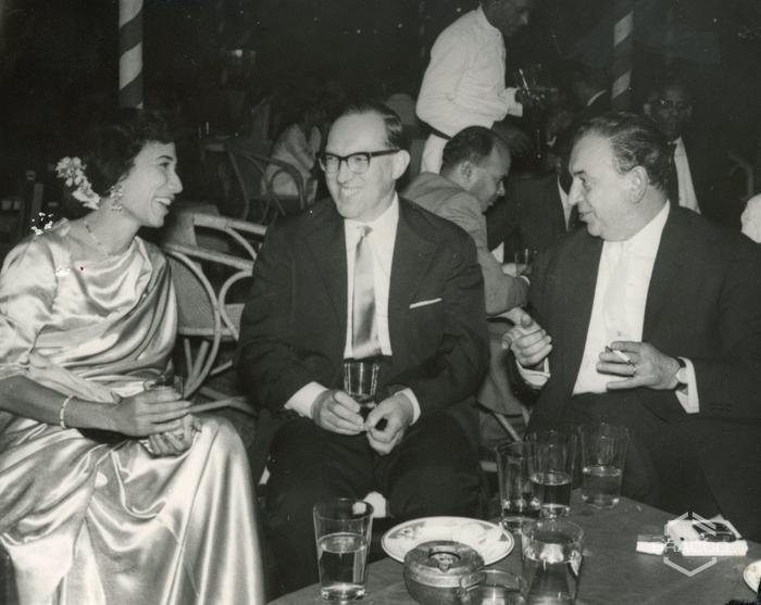 Cena al Seconderabad Club. Il Dr. Felder, Mr. Leclerc e ospiti, 26 gennaio 1964