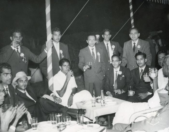 Cena al Seconderabad Club, 26 gennaio 1964