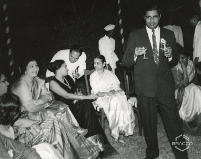 Cena al Seconderabad Club, 26 gennaio 1964