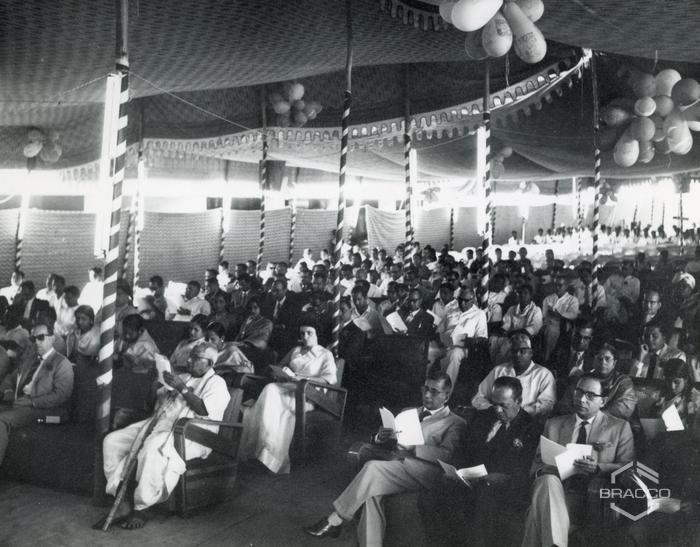 Ospiti ai festeggiamenti delle funzioni serali, 25 gennaio 1964