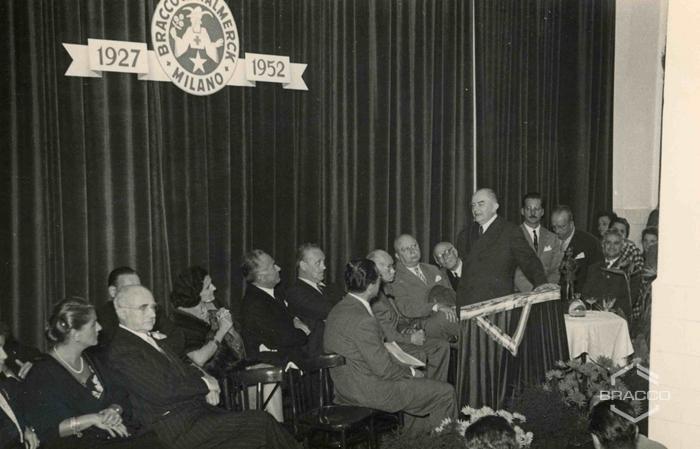 Celebrazioni del 25° anniversario della Bracco già Italmerck di Milano, 1952