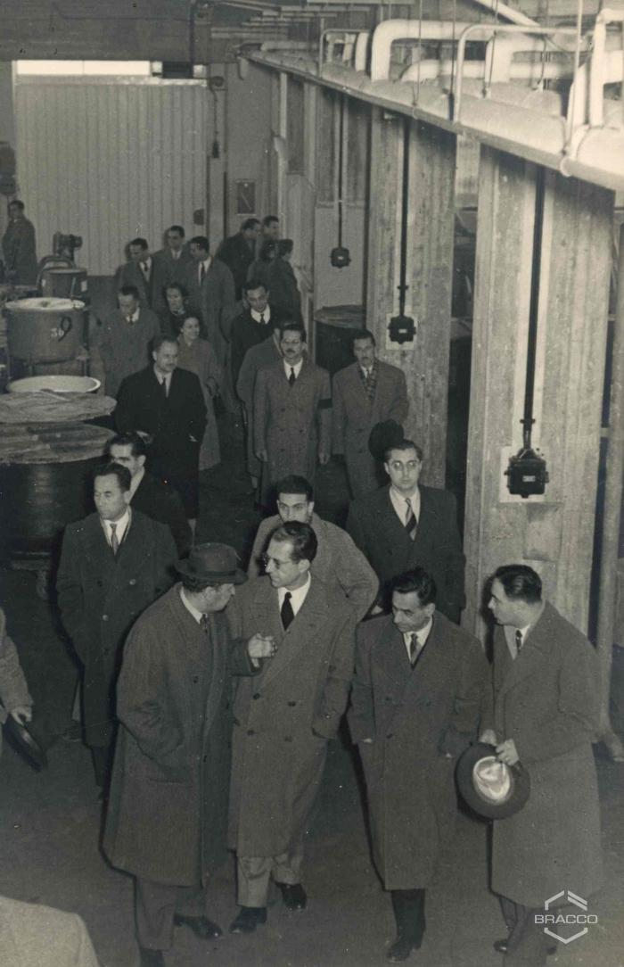 Celebrazioni del 25° anniversario della Bracco già Italmerck di Milano, 1927-1952
