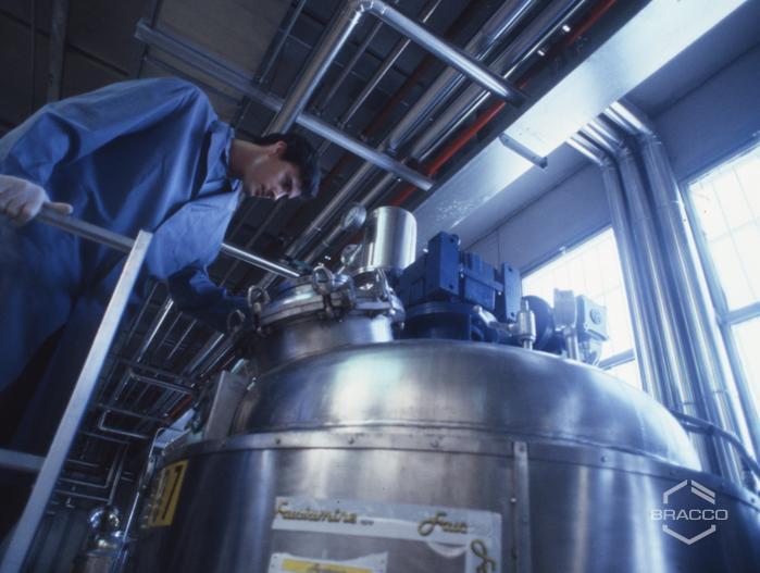 Impianti di produzione alcoli dell'azienda Fructamine, anni '90