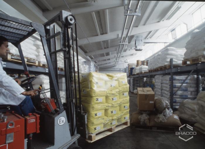 Magazzino dello stabilimento Fructamine, anni '90