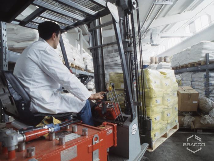 Magazzino dello stabilimento Fructamine, anni '90