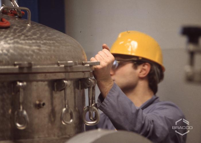 Reparto di produzione dello stabilimento Fructamine, anni '90