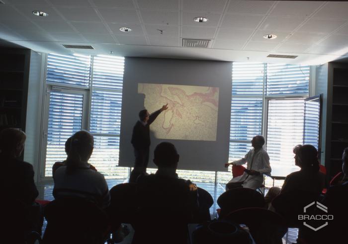 Sala conferenze e riunioni, Bracco Research Ginevra, ottobre 1999